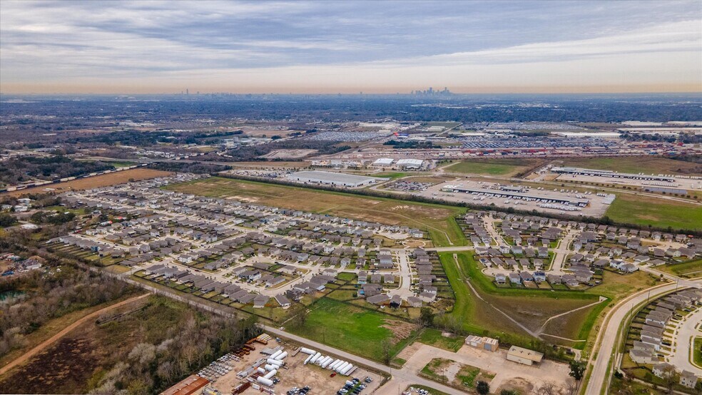 More Photos Of 7117 Almeda Genoa Rd, Houston Land For Sale