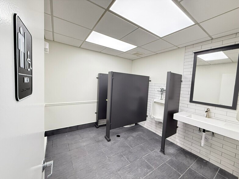 More Photos Of 20 Office Park Way, Pittsford Office For Lease