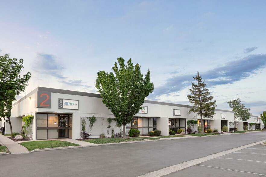 Primary Photo Of 3636-3658 W 2100 S, Salt Lake City Unknown For Lease