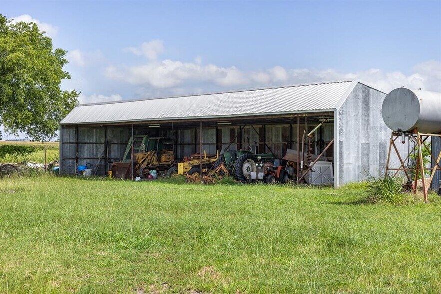 More Photos Of 18108 Werchan Ln, Coupland Land For Sale