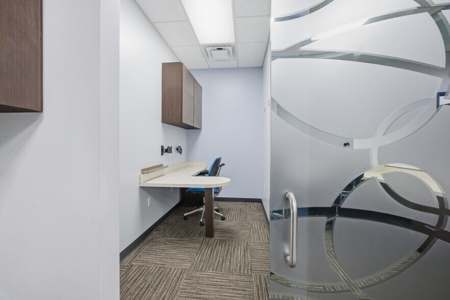 More Photos Of 4010 Sandy Brook Dr, Round Rock Medical For Sale