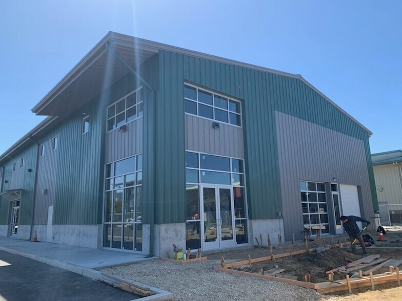 More Photos Of 3980 Steel Way, San Luis Obispo Warehouse For Lease