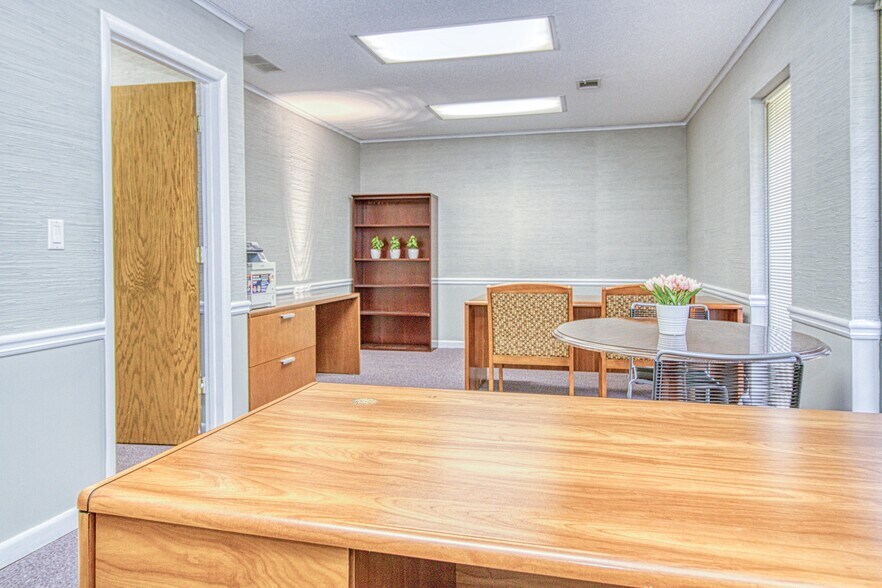 11205 Alpharetta Hwy, Roswell, GA 30076 Office