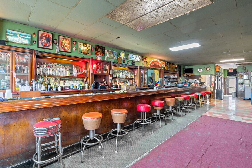 More Photos Of 2525 S Jefferson Ave, Saint Louis General Retail For Sale