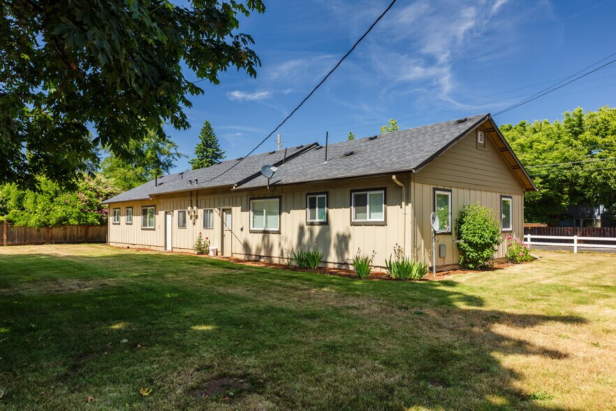 More Photos Of 3902 Gibbons St, Vancouver Apartments For Sale