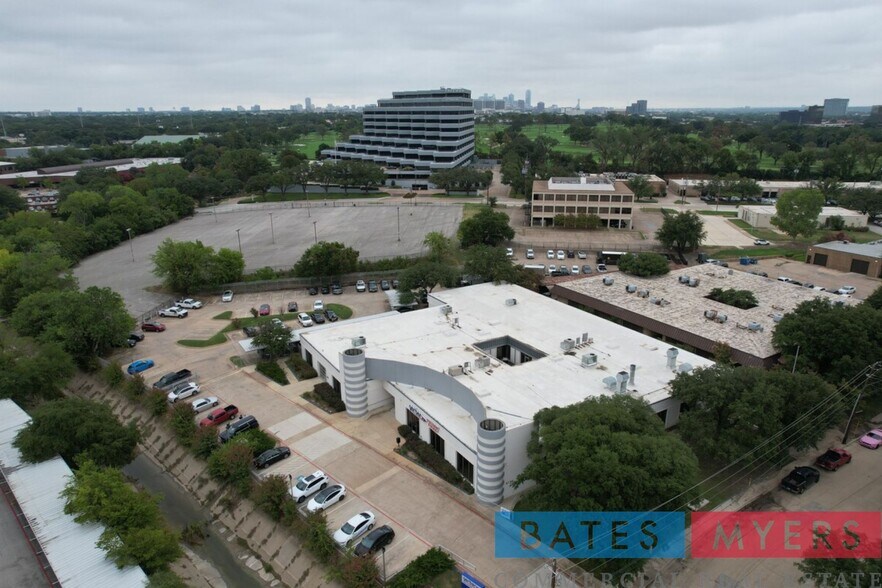 More Photos Of 8730 King George Dr, Dallas Service For Sale