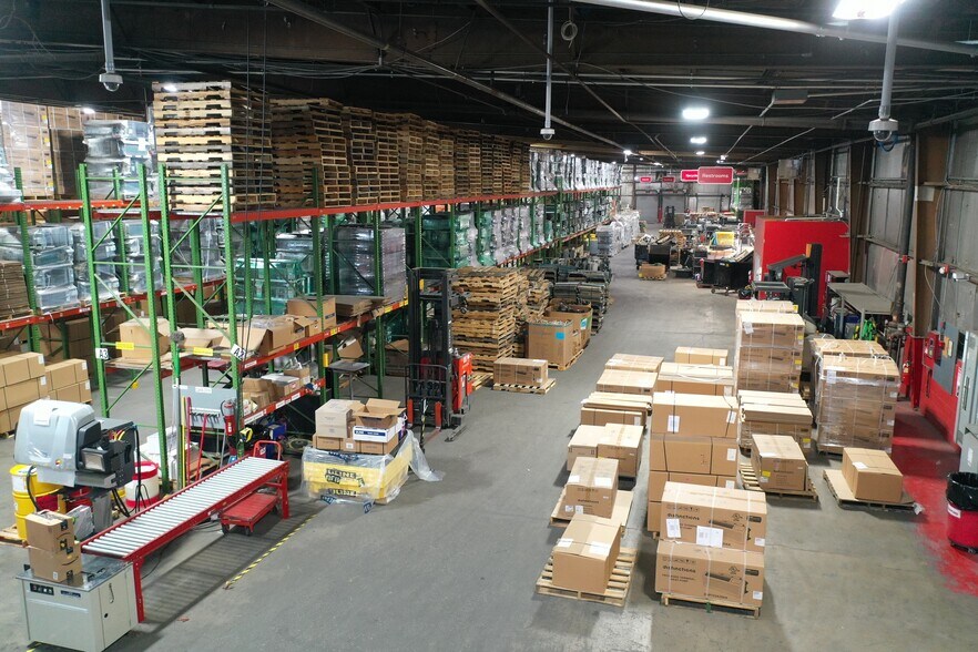 More Photos Of 202 W Springdale Ave, Knoxville Warehouse For Lease