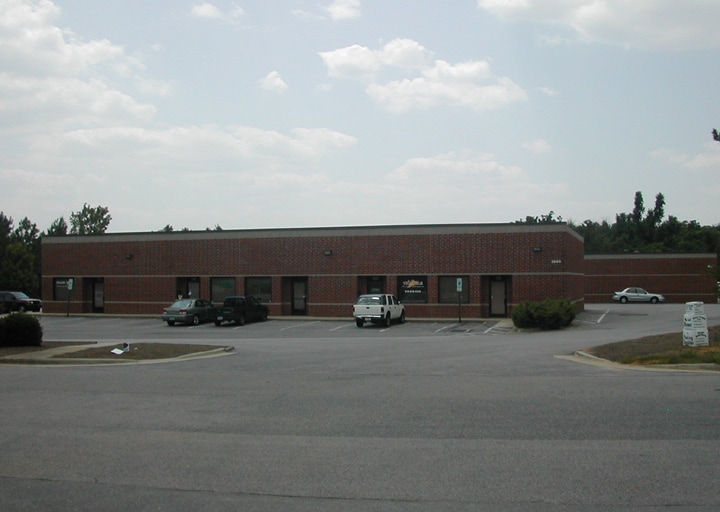 More Photos Of 2650-2660 Discovery Dr, Raleigh Light Distribution For Lease
