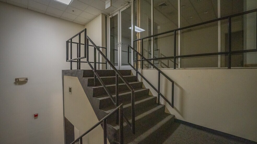 More Photos Of 6000 Park of Commerce Blvd, Boca Raton Distribution For Lease