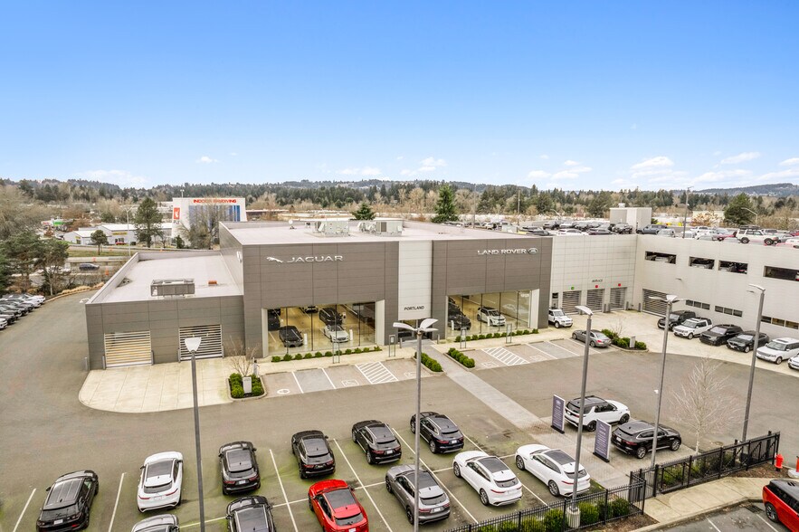More Photos Of 10131 SW Washington Square Rd, Tigard Auto Dealership For Sale