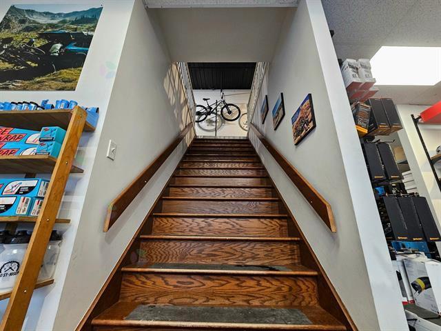 More Photos Of 1261 Rue des Sureaux, Terrebonne Storefront Retail Office For Lease