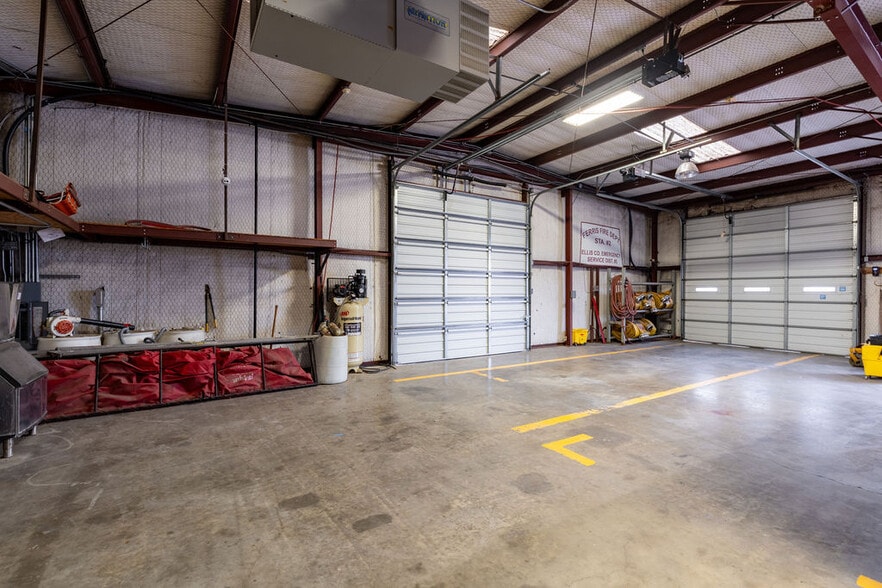 More Photos Of 101 Ewing St, Ferris Police Fire Station For Sale