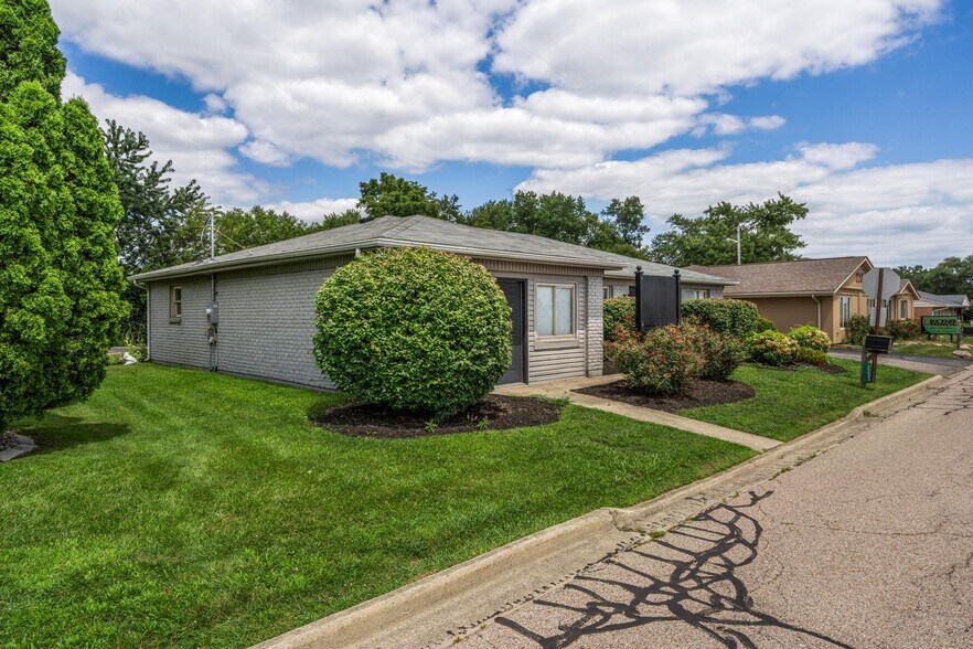 More Photos Of 2233 Miamisburg-Centerville Rd, Dayton Office For Sale