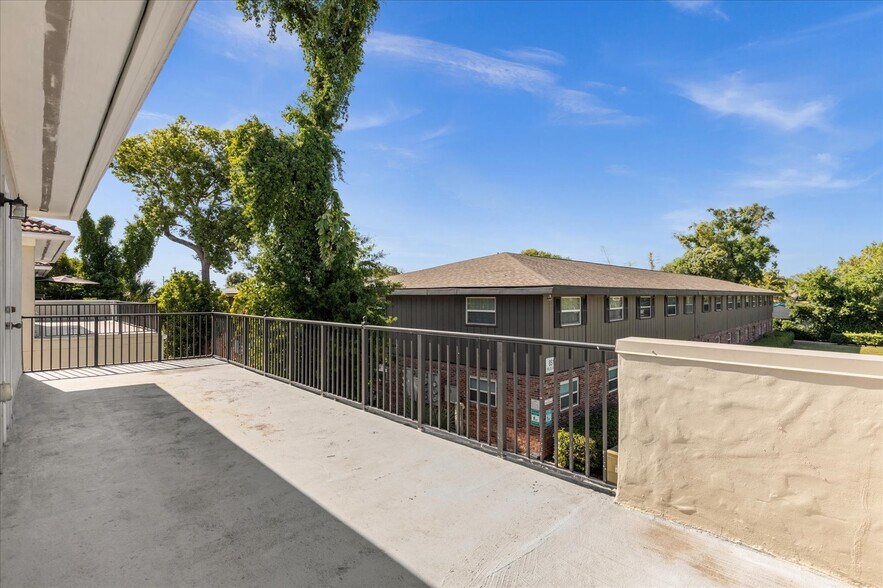 More Photos Of 875 Miles Ave, Winter Park Apartments For Sale