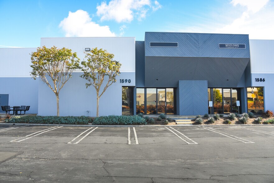 More Photos Of 1586-1590 Sunland Ln, Costa Mesa Warehouse For Lease