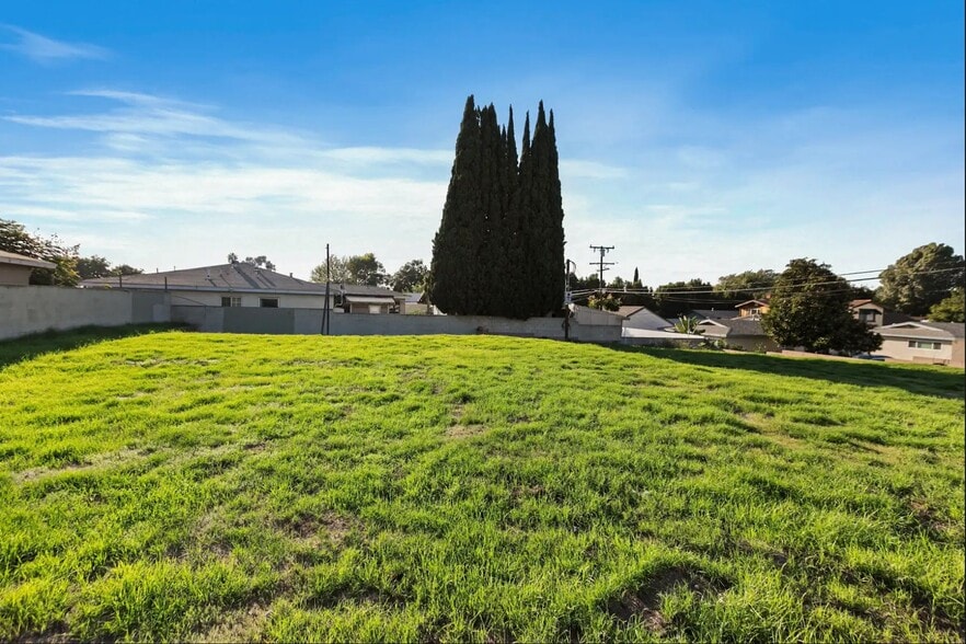More Photos Of 12121 Loma Dr, Whittier Land For Sale