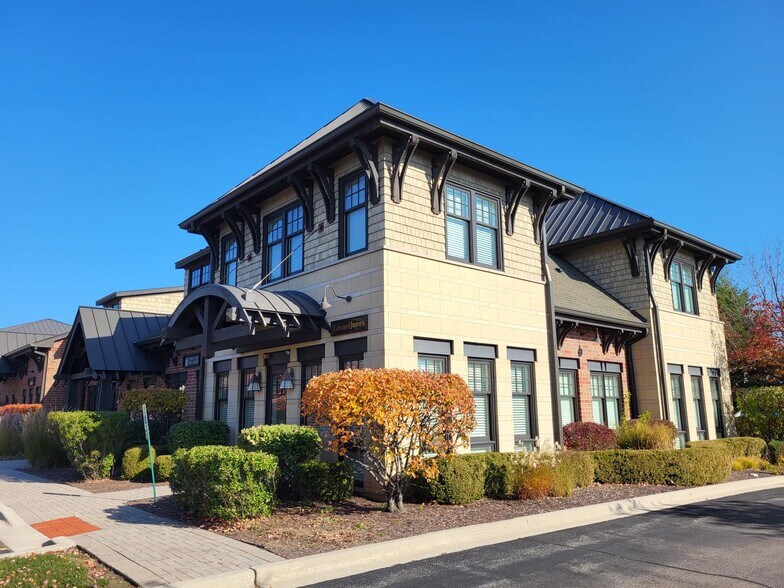 More Photos Of 1232-1280 American Way, Libertyville Medical For Lease