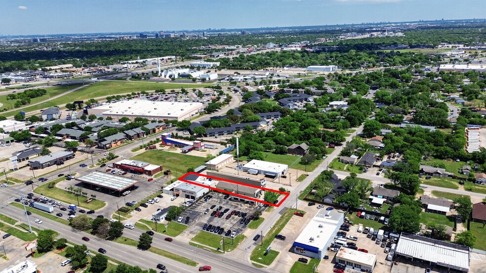 More Photos Of 3413 Herring Ave, Irving Funeral Home For Lease