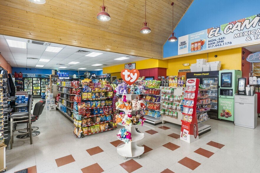 More Photos Of 103 Brookside, Saddlebrooke General Retail For Sale