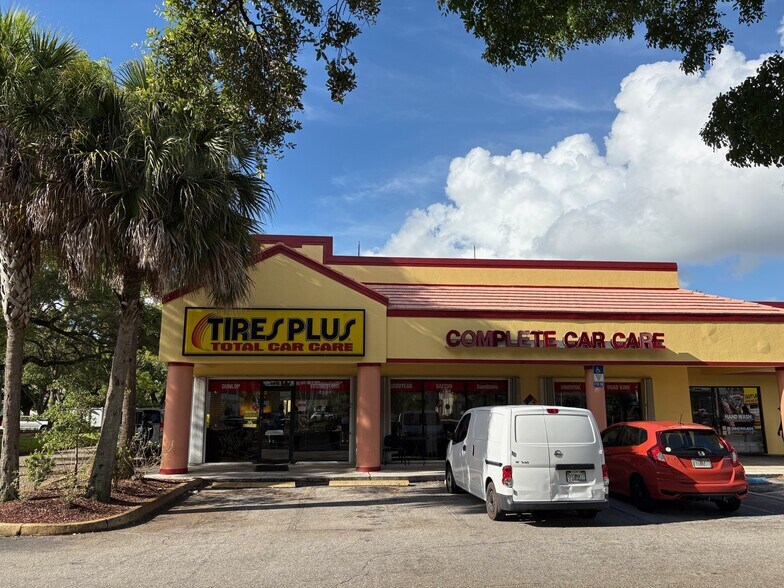 More Photos Of 6480-6520 W Commercial Blvd, Lauderhill Unknown For Lease
