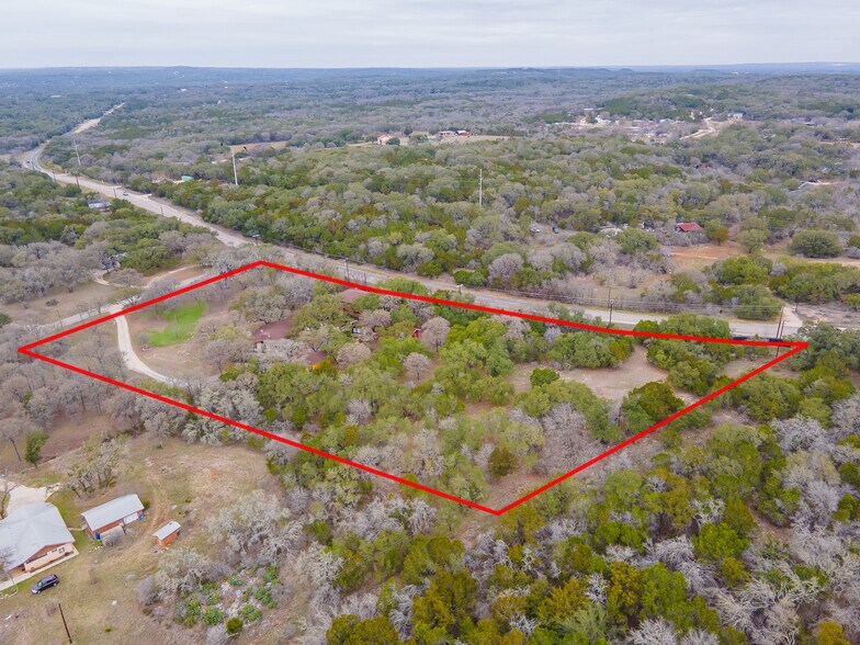 More Photos Of 101 Hunters Glen Dr, San Marcos Flex For Sale