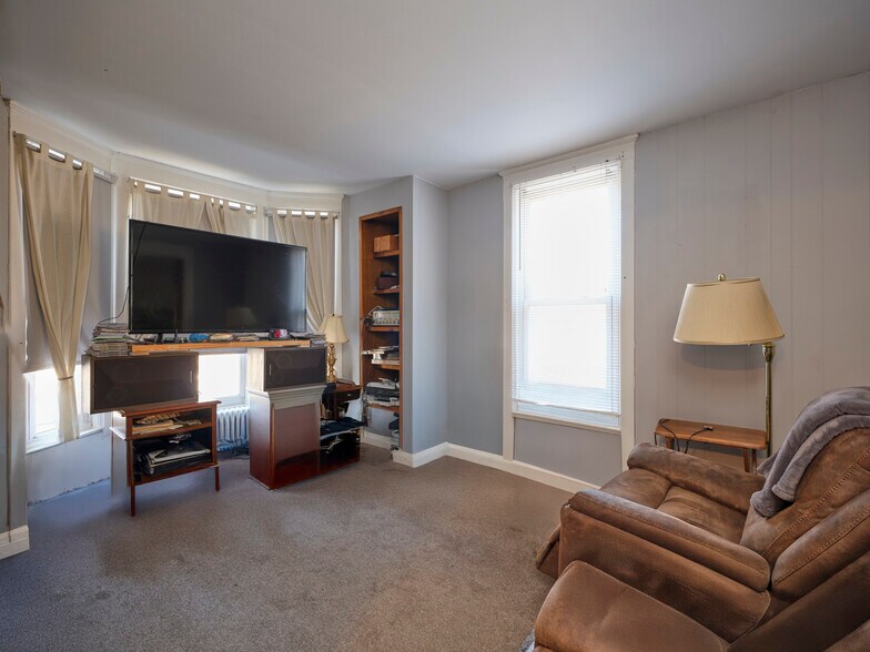 More Photos Of 2105 State Route 31, Glen Gardner Specialty For Sale