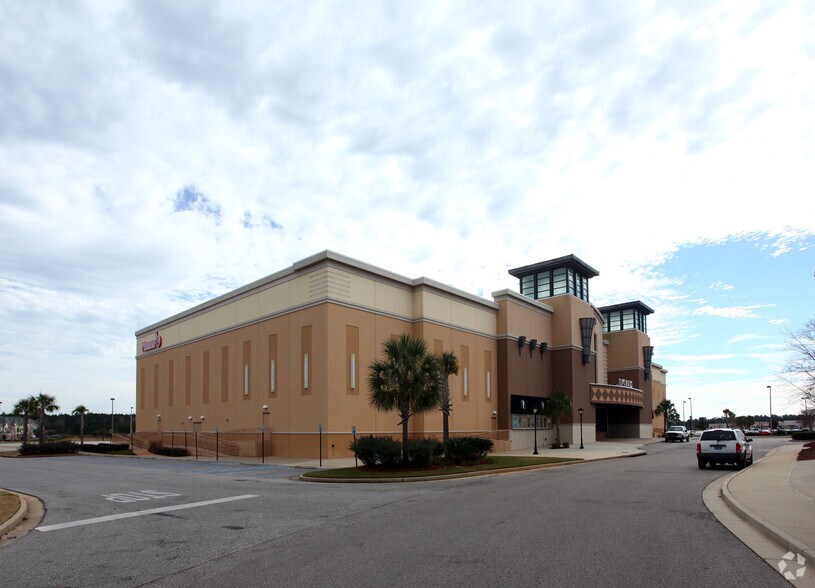 More Photos Of 30500 Al-181, Spanish Fort Movie Theatre For Sale