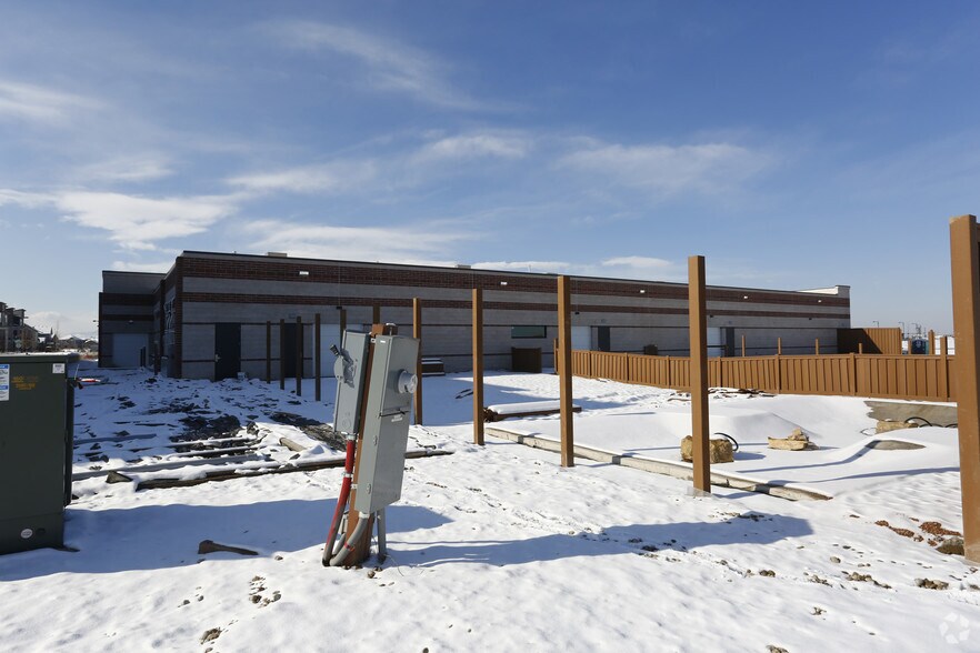 More Photos Of 5080-5096 N Central Park Blvd, Denver Storefront For Lease