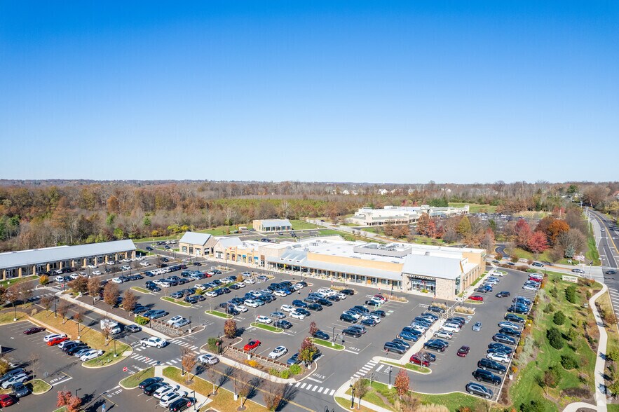 More Photos Of 1111 N Bethlehem Pike, Spring House Unknown For Lease