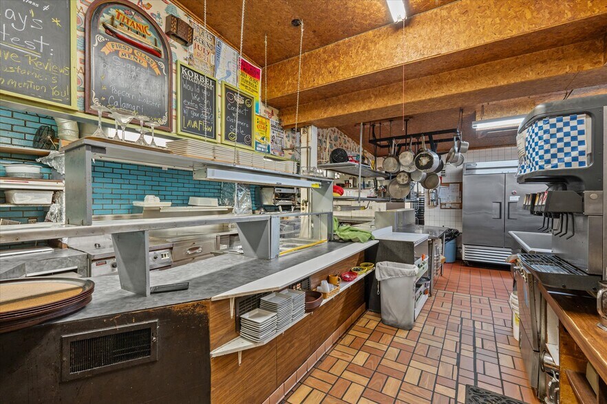 More Photos Of 1424 Main St, Sylvan Beach Restaurant For Sale