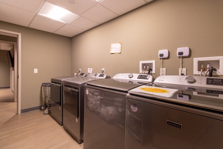 More Photos Of 1288 Veterans Hwy, Levittown Rehabilitation Center For Sale