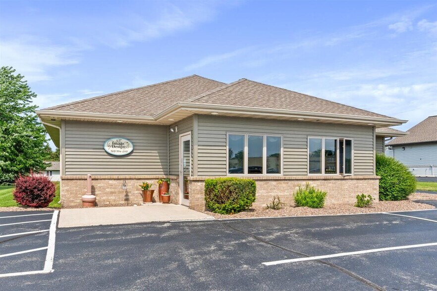 More Photos Of 1101 Service Rd, Kiel Freestanding For Sale