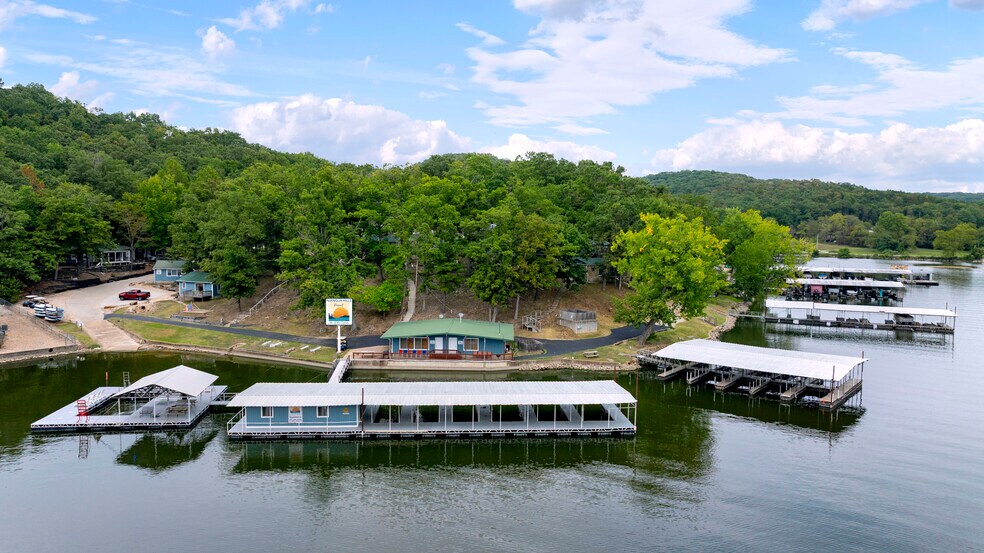 More Photos Of 256 Irish Hills Dr, Camdenton Hotel For Sale