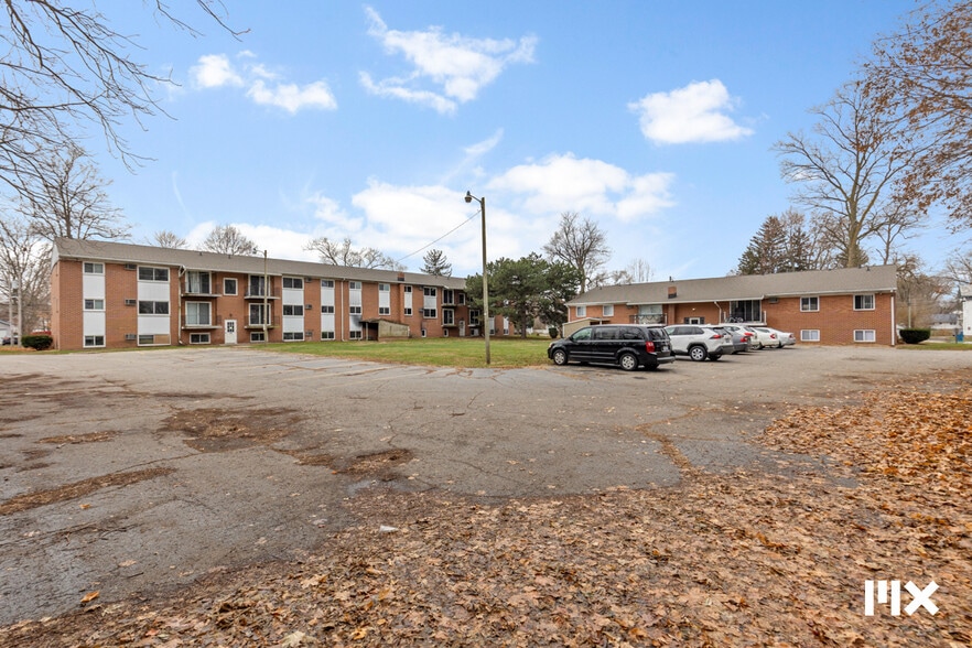 More Photos Of 100 Taylor St, Coldwater Apartments For Sale