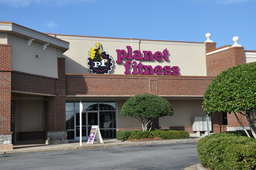 More Photos Of 250 Jonesboro Rd, Mcdonough Unknown For Lease