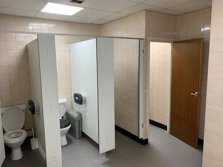 More Photos Of Kings Rd, Birmingham Office For Lease