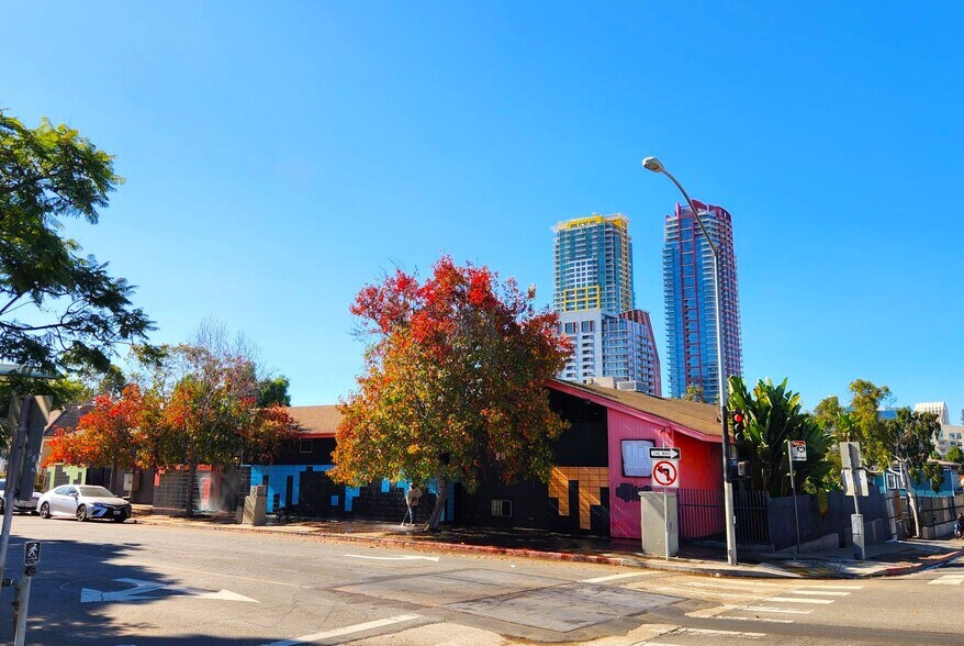Primary Photo Of 548-570 19th St, San Diego Medical For Sale