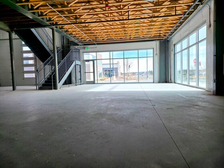 More Photos Of 13833 E Briarwood Ave, Centennial Light Distribution For Sale