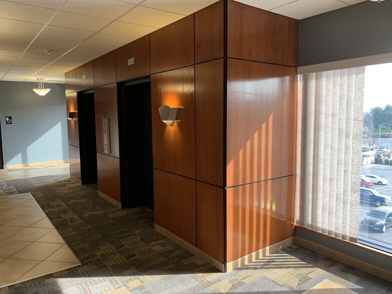 More Photos Of 425 N 21st St, Camp Hill Medical For Lease