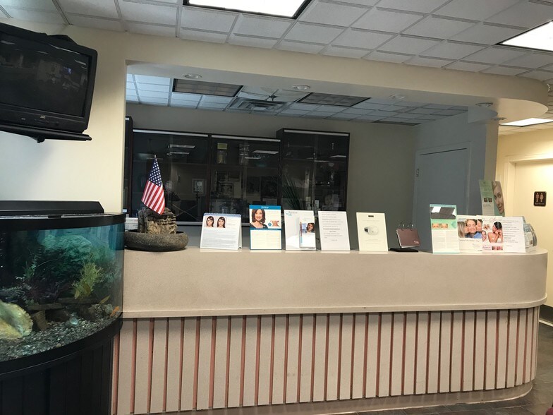More Photos Of 1226 Ocean Pky, Brooklyn Office For Sale