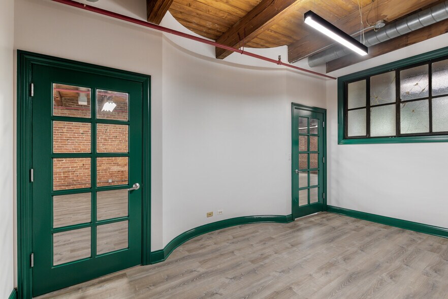 More Photos Of 414 N Carpenter St, Chicago Unknown For Lease