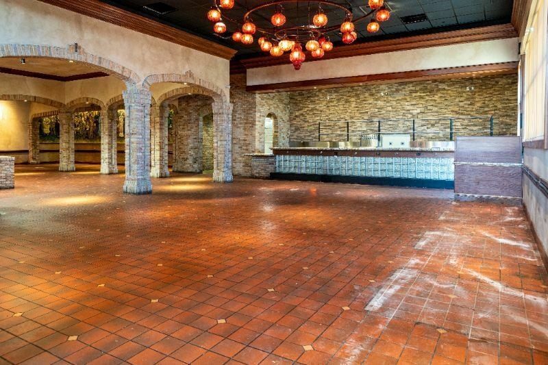 More Photos Of 1531 W 81st St, Tulsa Storefront Retail Office For Lease