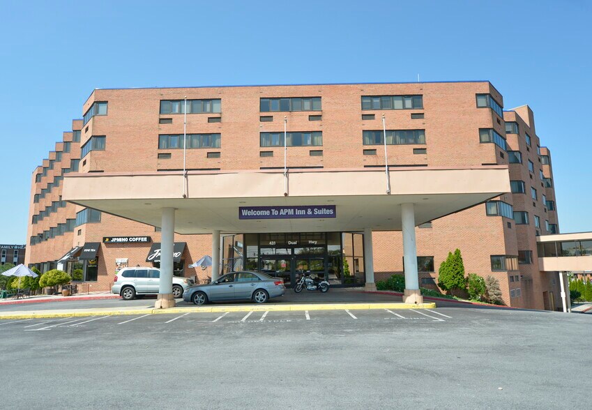 More Photos Of 431 Dual Hwy, Hagerstown Hotel For Sale