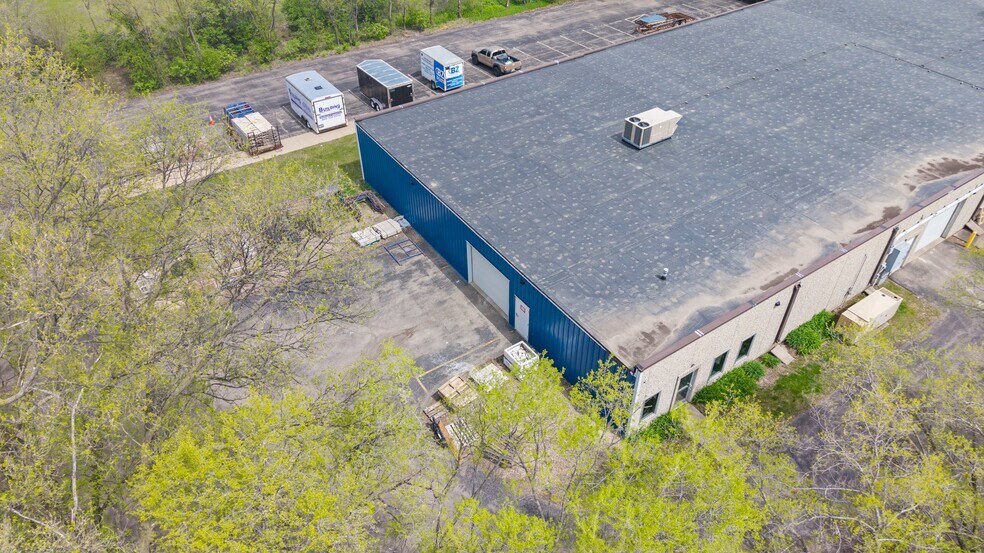 More Photos Of 2104 International Ln, Madison Light Distribution For Sale
