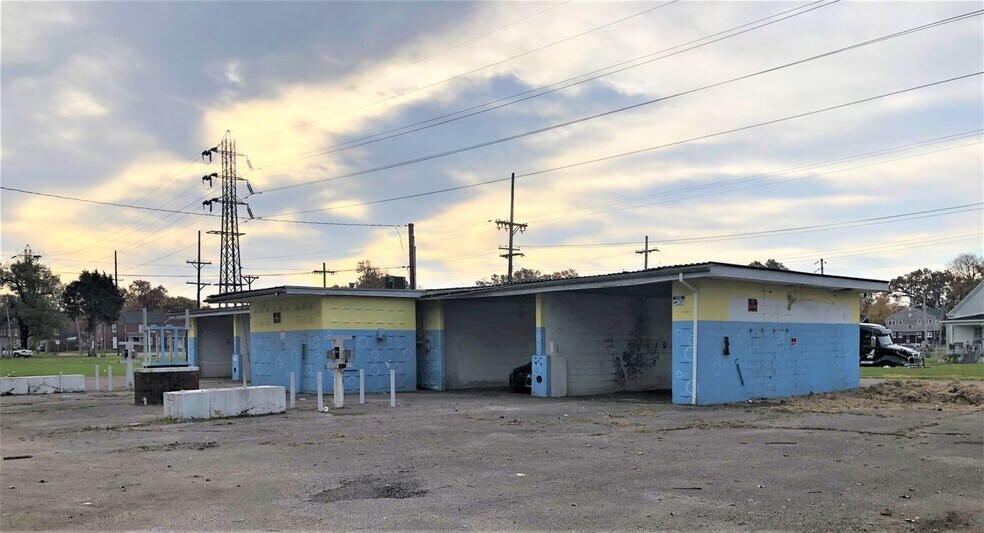 More Photos Of 1809 Vorster Ave, Louisville Carwash For Lease