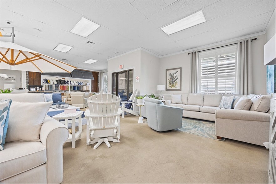 More Photos Of 14040 S Tryon St, Charlotte General Retail For Sale