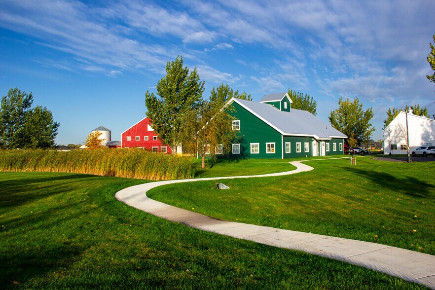 More Photos Of 4844 Rocking Horse Cir S, Fargo Office For Lease