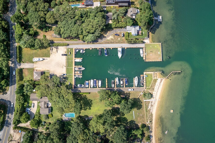 More Photos Of 219 Three Mile Harbor HC Rd, East Hampton Marina For Sale