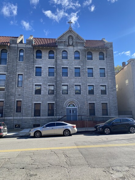 Primary Photo Of 1427 N Caroline St, Baltimore Office Residential For Sale