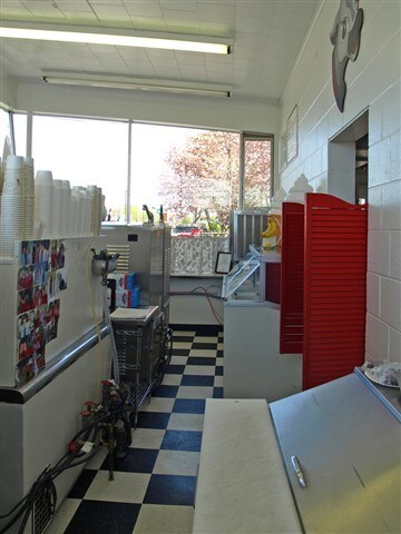 More Photos Of 1620 Ulster Ave, Lake Katrine Restaurant For Lease